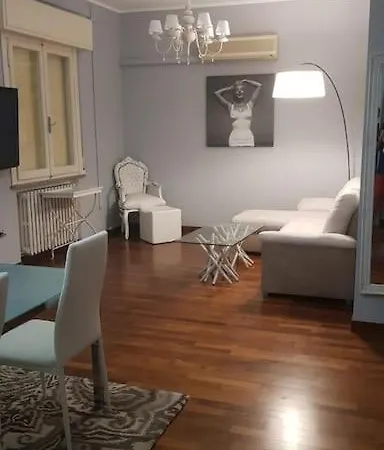 Tranquillo E A 2 Passi Dal Mare * 里乔内